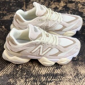 Men’s New Balance 9060 Sea Salt Brown (NIB)